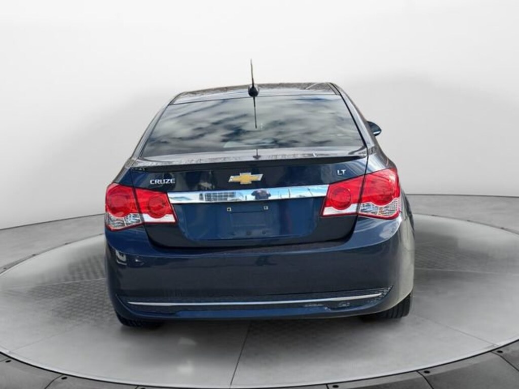 Used 2016 Chevrolet Cruze Limited LT Sedan