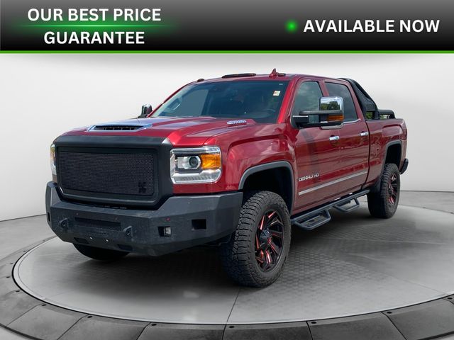 2019 GMC Sierra 4WD Crew Cab Standard Box Denali's photo