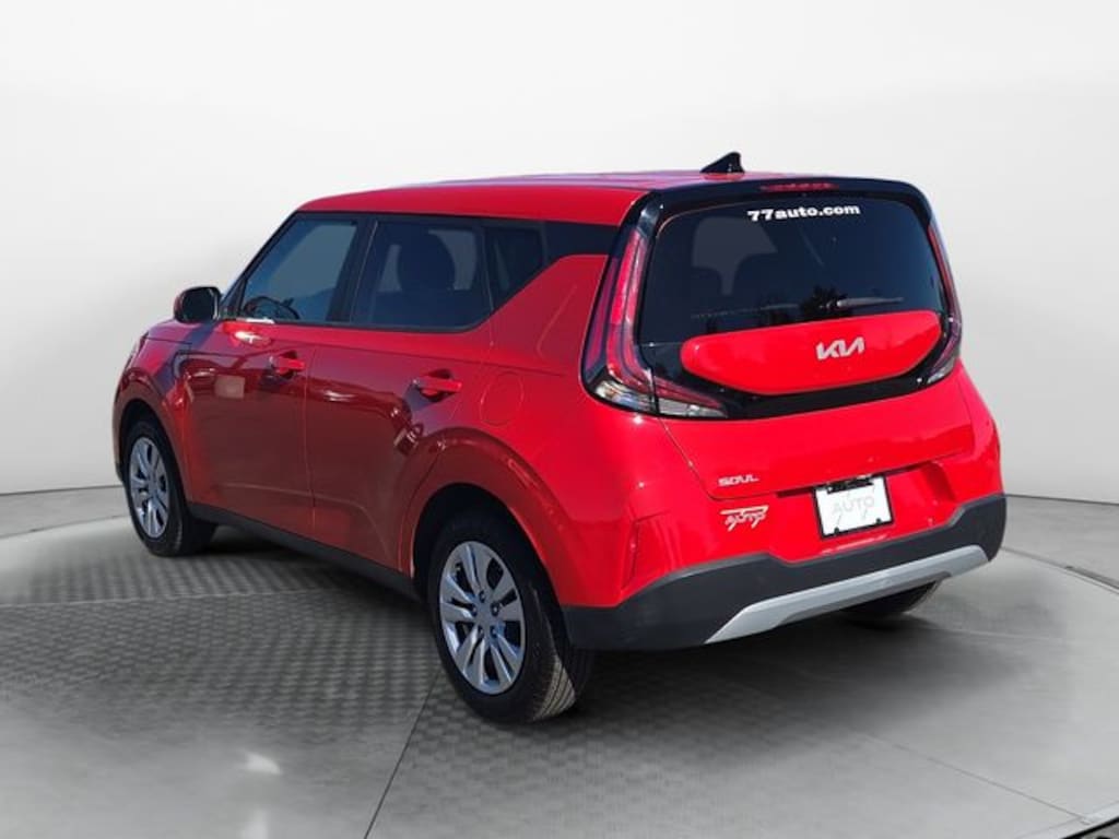 Used 2024 Kia Soul LX Hatchback