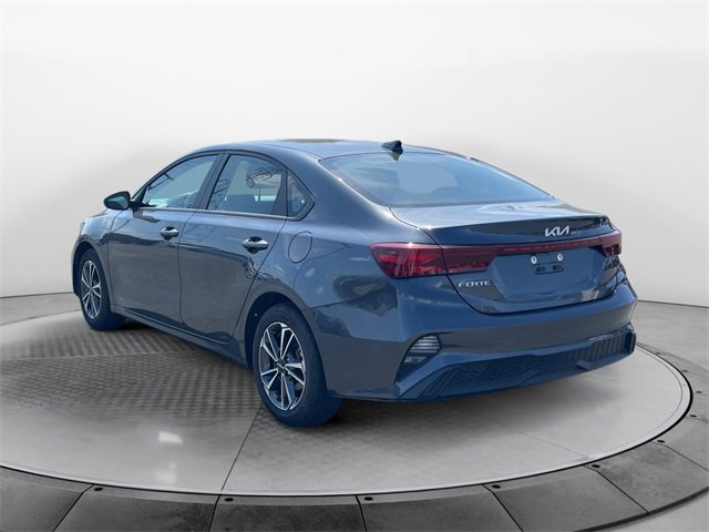 2024 Kia Forte LXS photo 3