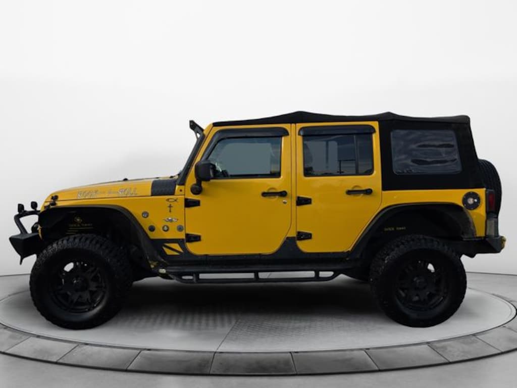 Used 2015 Jeep Wrangler Unlimited Unlimited Sahara SUV