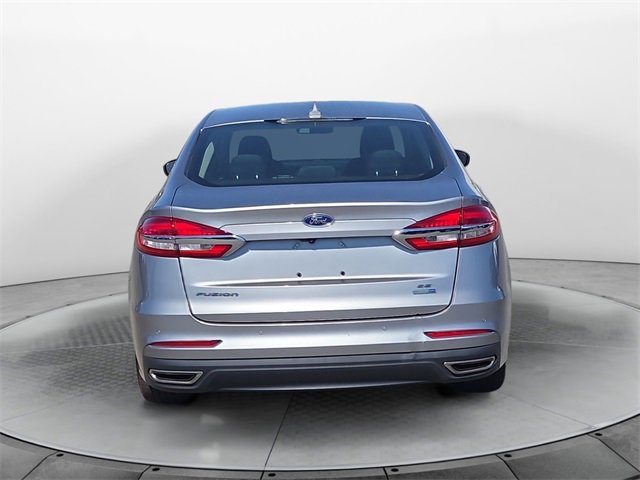 2020 Ford Fusion SE photo 4
