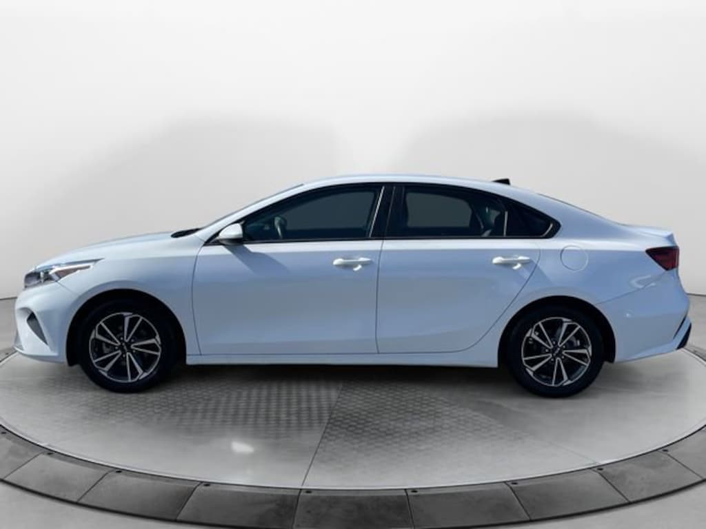 Used 2023 Kia Forte LXS Sedan