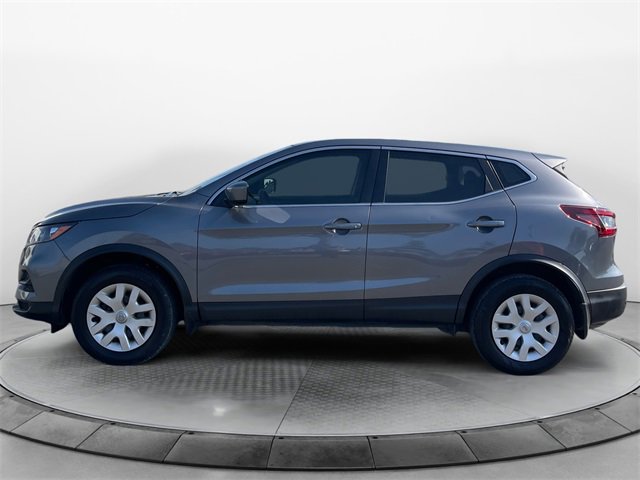 2020 Nissan Rogue Sport S photo 2