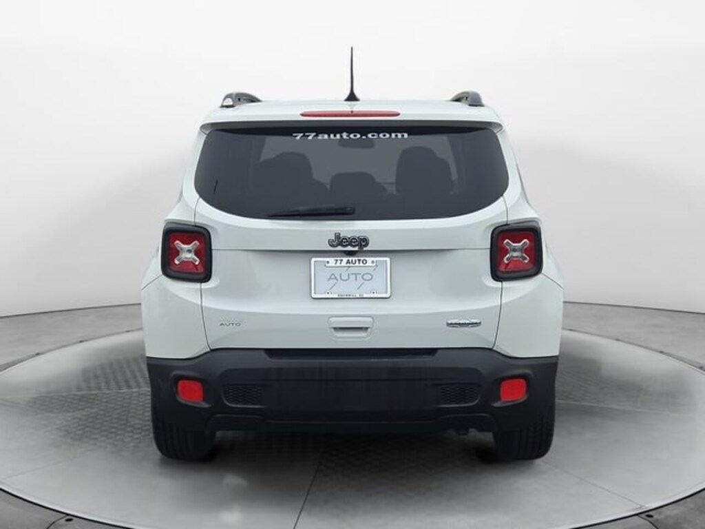 Used 2018 Jeep Renegade Latitude SUV