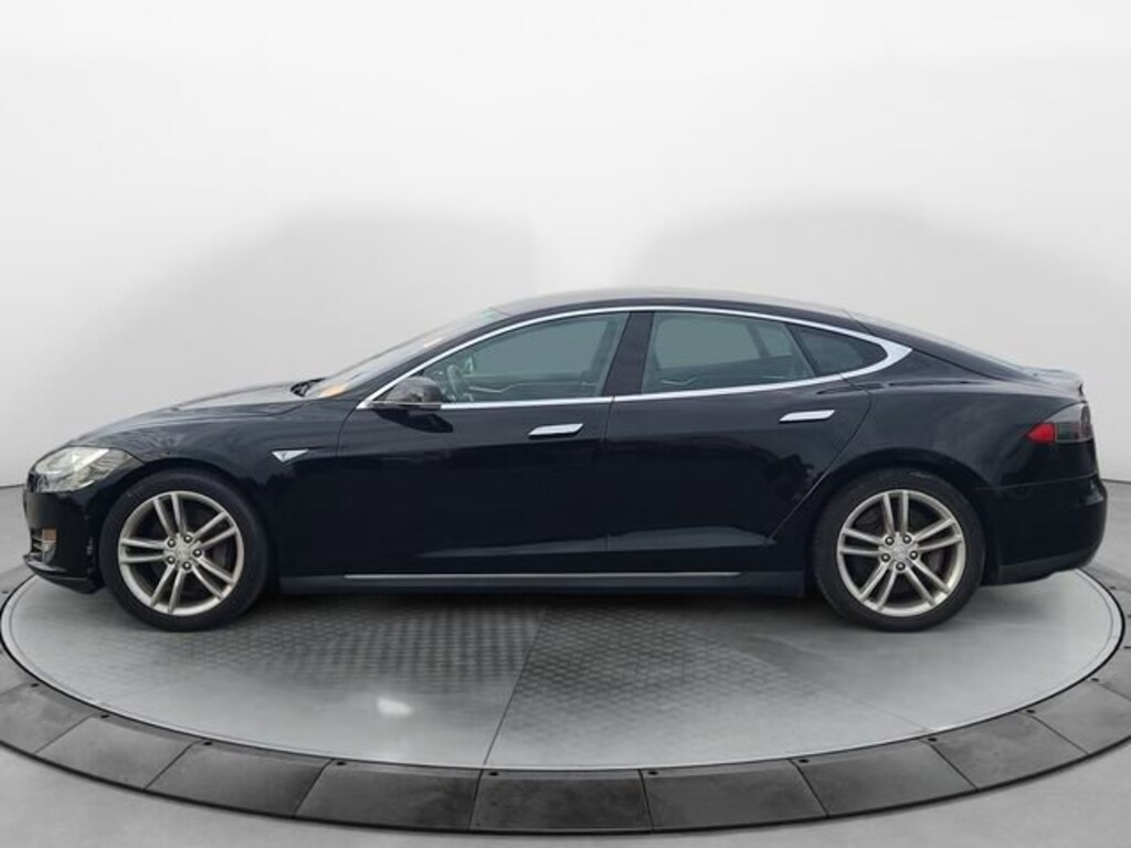 Used 2015 Tesla Model S 60 kWh Battery Sedan