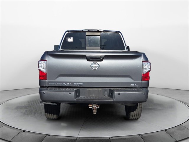 2018 Nissan Titan SL photo 3