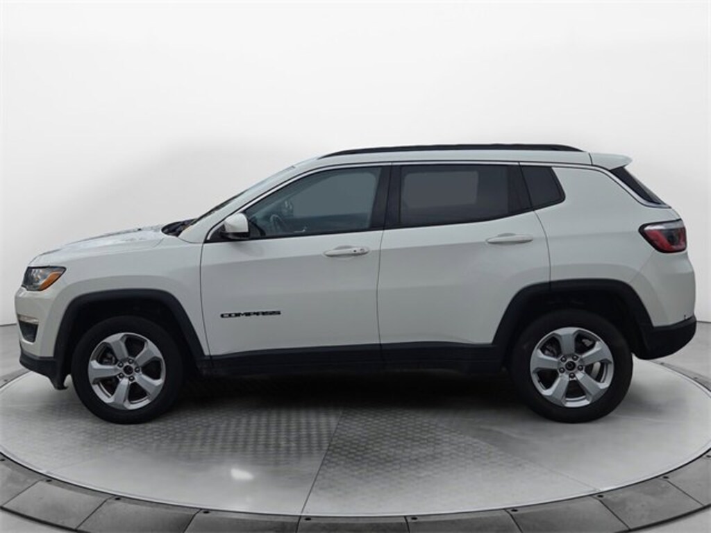 Used 2018 Jeep Compass Latitude SUV