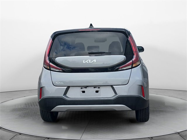 2023 Kia Soul LX photo 3