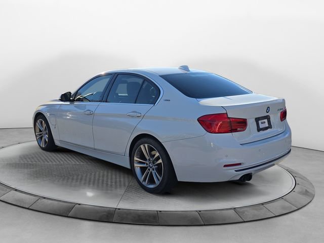 2017 Bmw 330e 3-Series photo 3