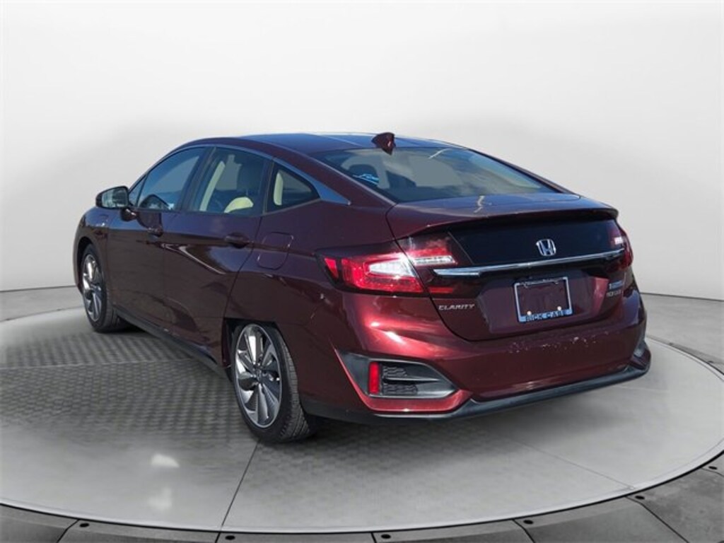Used 2018 Honda Clarity Plug-In Hybrid  Sedan