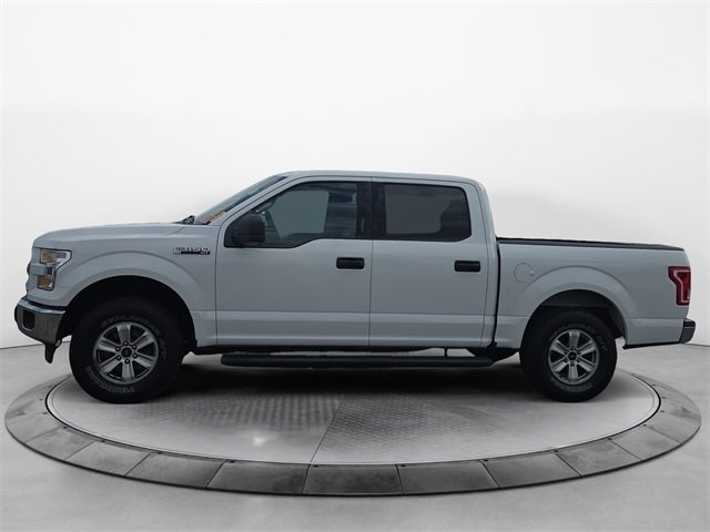 2017 Ford F-150 XLT photo 2