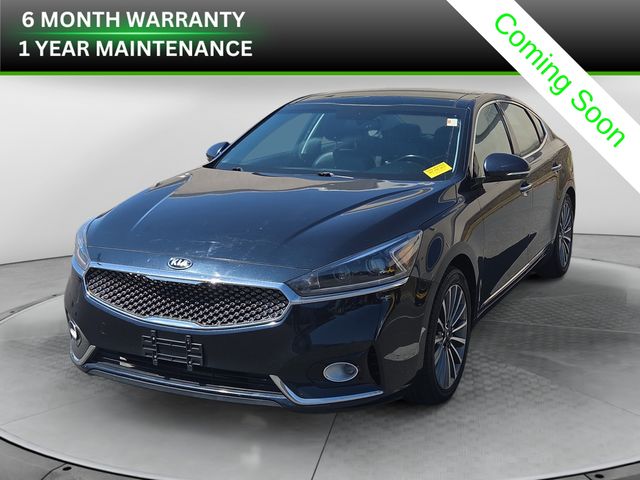 2017 Kia Cadenza Premium's photo