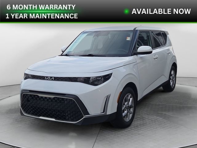 2024 Kia Soul LX's photo