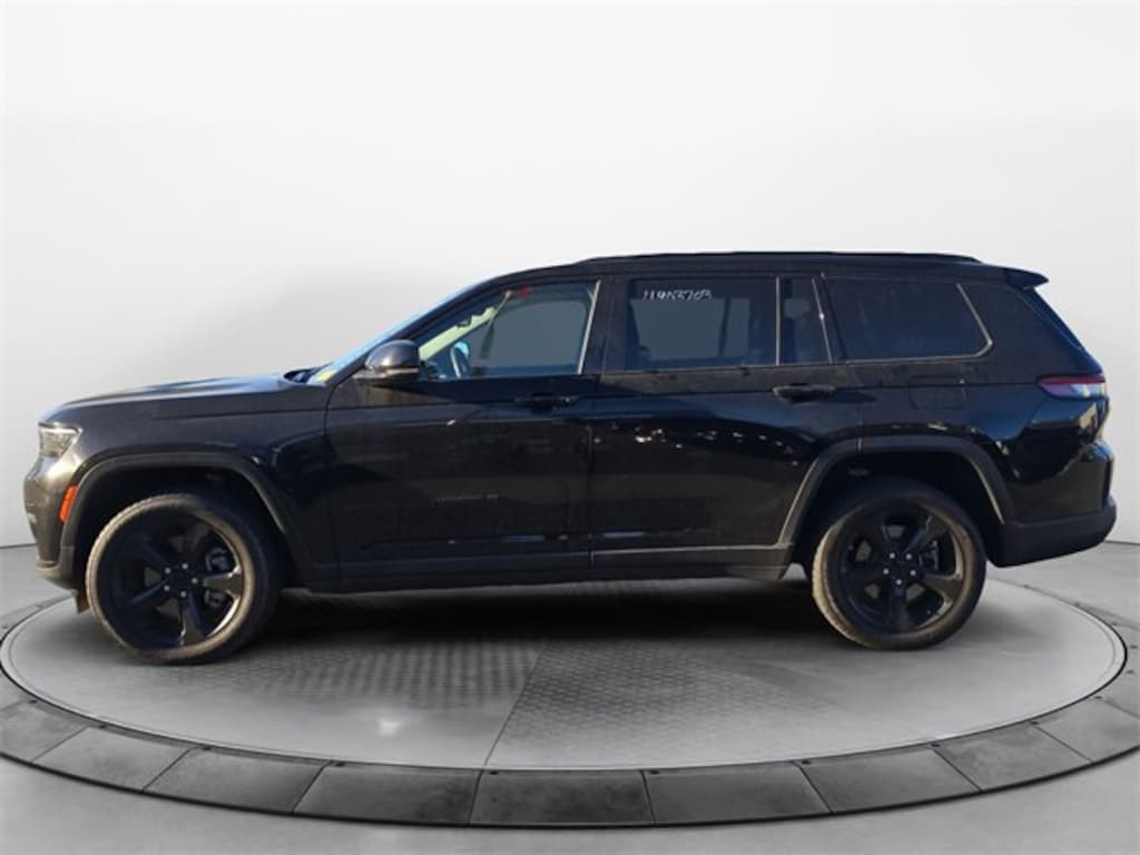 Used 2023 Jeep Grand Cherokee Limited SUV