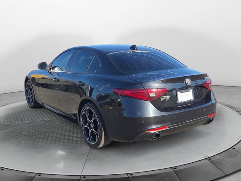 Used 2022 Alfa Romeo Giulia Ti Sedan