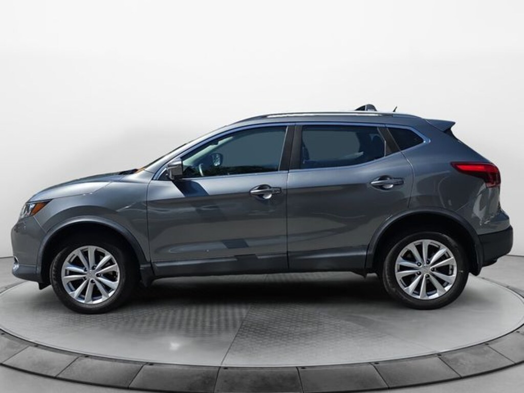 Used 2018 Nissan Rogue Sport SV SUV