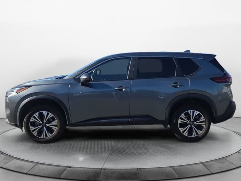 Used 2023 Nissan Rogue SV SUV