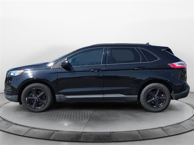 2021 Ford Edge SE photo 2