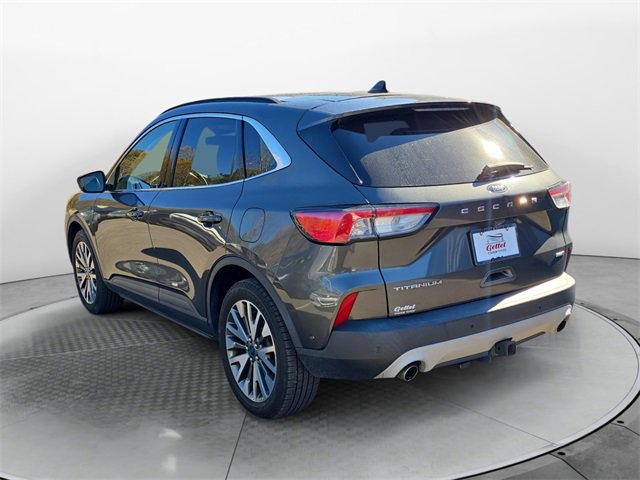 2020 Ford Escape Titanium photo 3