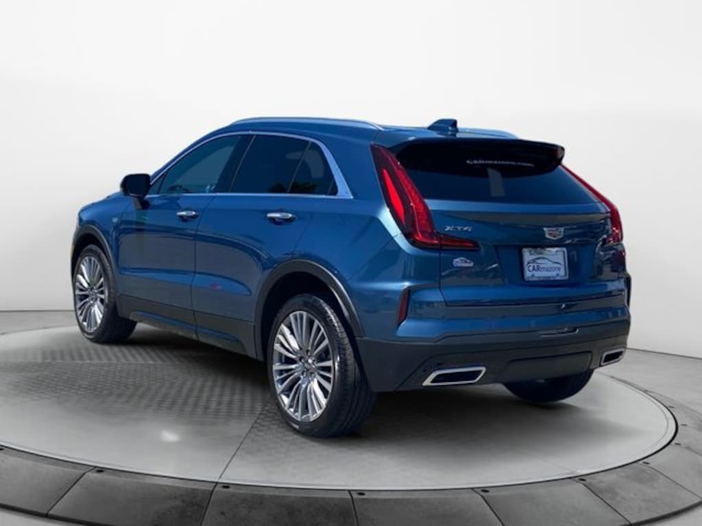 Used 2025 CADILLAC XT4 Premium Luxury SUV