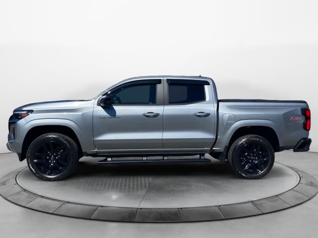 Used 2025 Chevrolet Colorado Z71 Truck Crew Cab