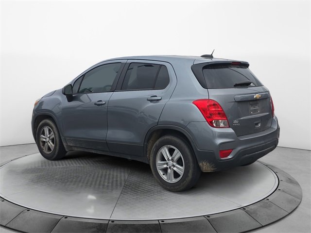 2020 Chevrolet Trax LS photo 3