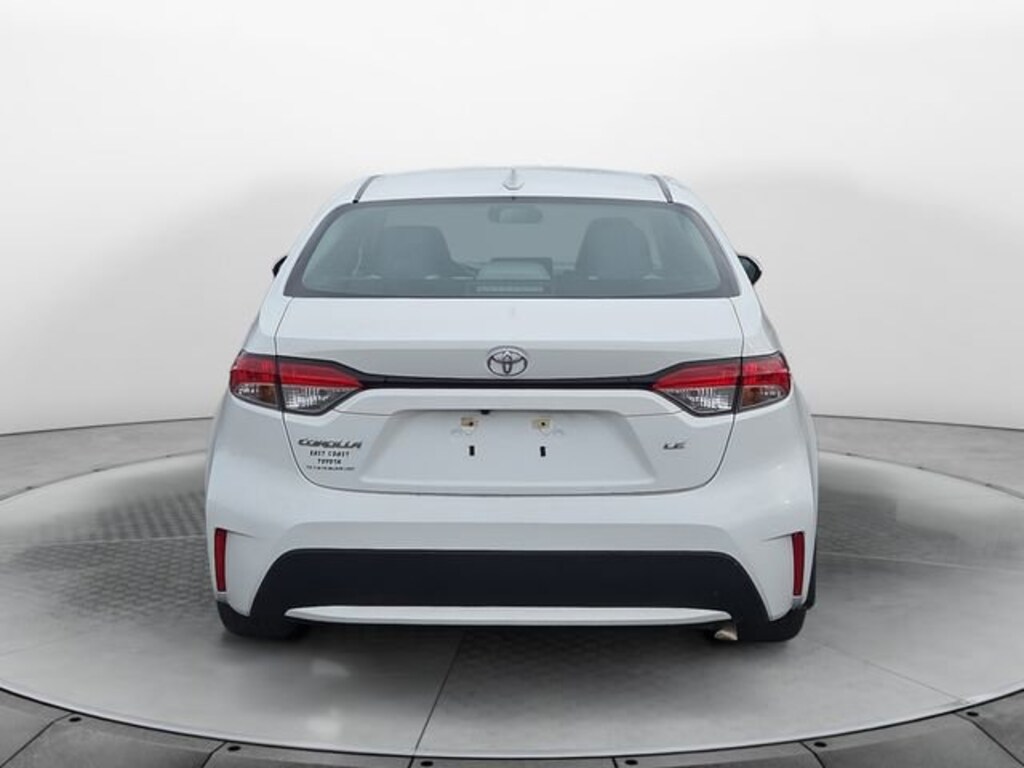 Used 2020 Toyota Corolla LE Sedan