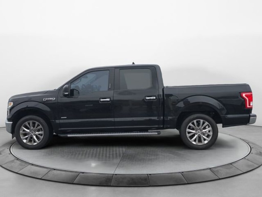Used 2017 Ford F-150 XLT Truck SuperCrew Cab