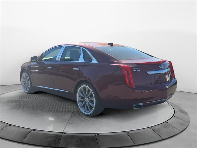 2016 Cadillac XTS Luxury photo 3