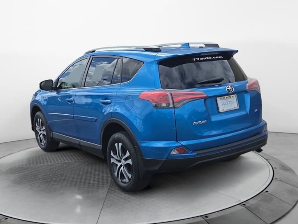 Used 2018 Toyota RAV4 LE SUV
