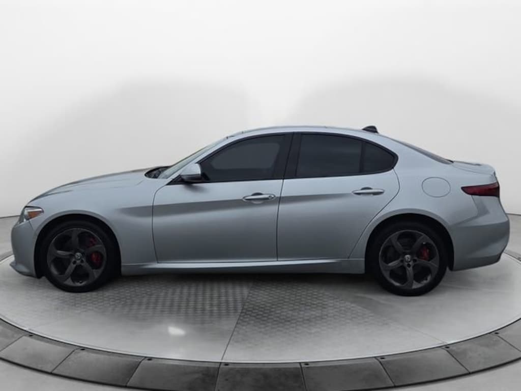 Used 2017 Alfa Romeo Giulia Sedan