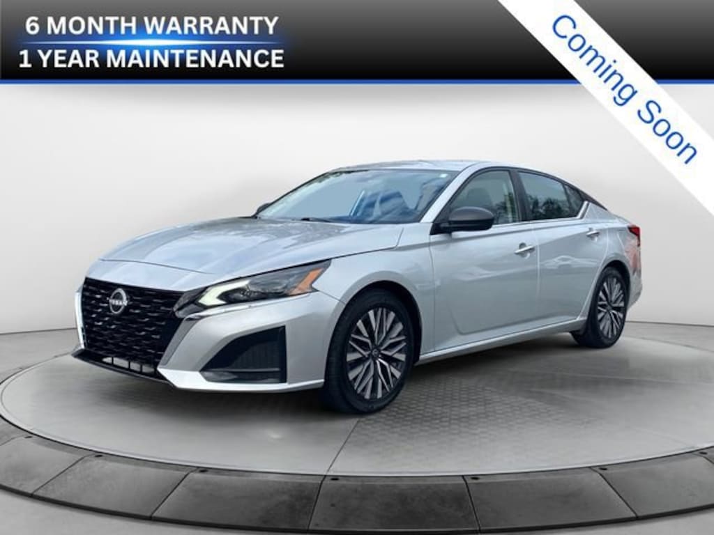 Used 2024 Nissan Altima 2.5 SV Sedan