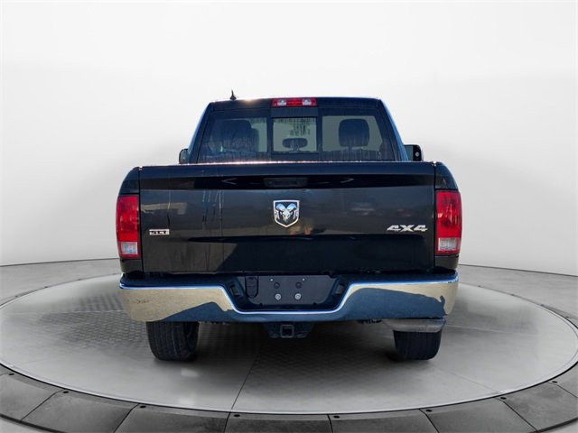 2023 Ram 1500 Classic SLT photo 4