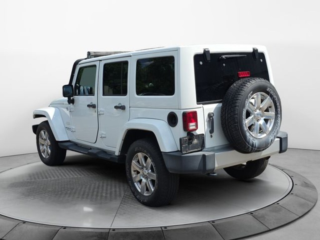 Used 2014 Jeep Wrangler Unlimited Unlimited Sahara SUV