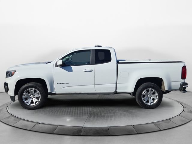 2022 Chevrolet Colorado LT photo 2