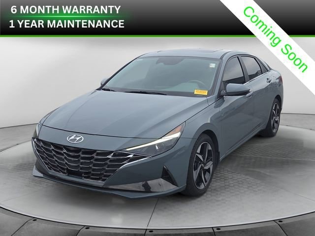 2022 Hyundai Elantra SEL's photo