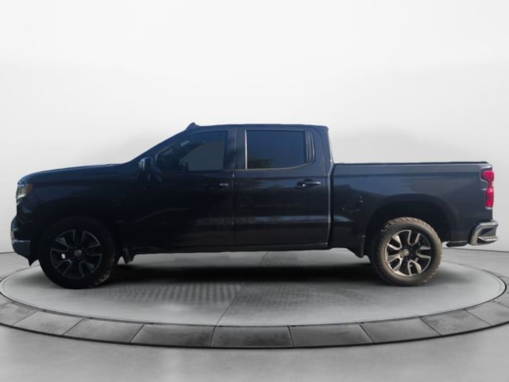 Used 2022 Chevrolet Silverado 1500 LT Truck Crew Cab