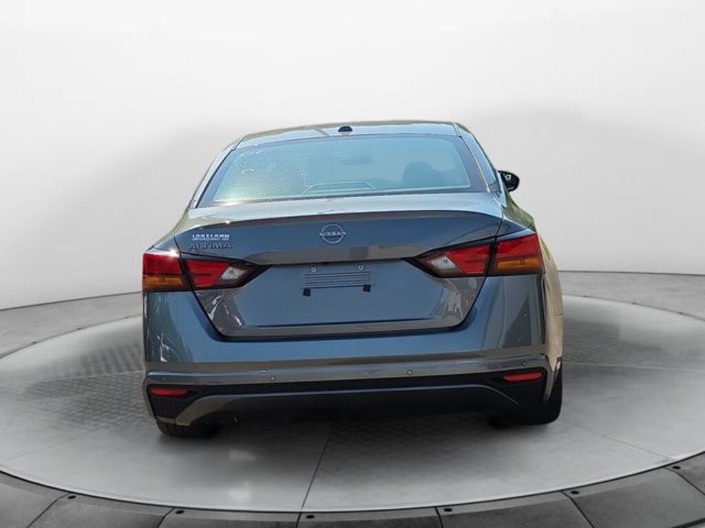 Used 2025 Nissan Altima 2.5 SV Sedan