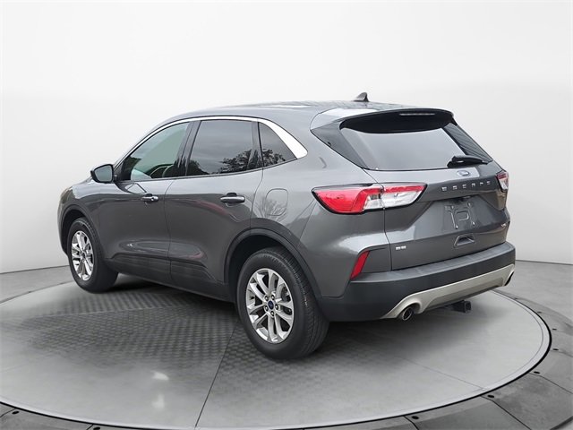 2022 Ford Escape SE photo 3