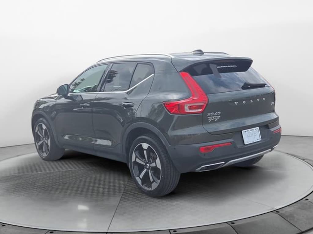 Used 2019 Volvo XC40 Inscription SUV