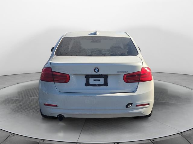 2018 Bmw 320i Sedan photo 4