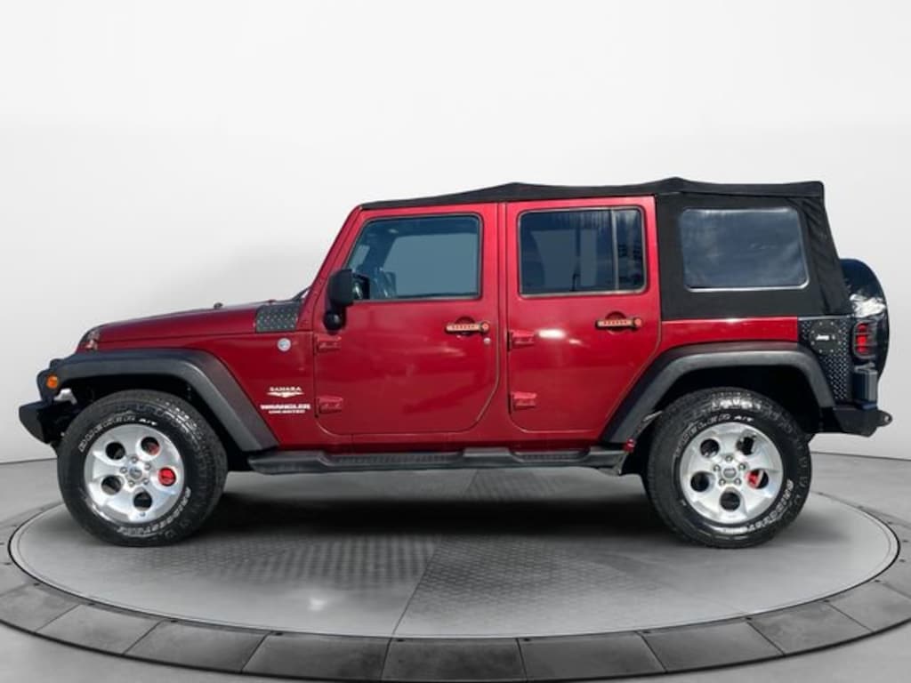 Used 2013 Jeep Wrangler Unlimited Sahara SUV