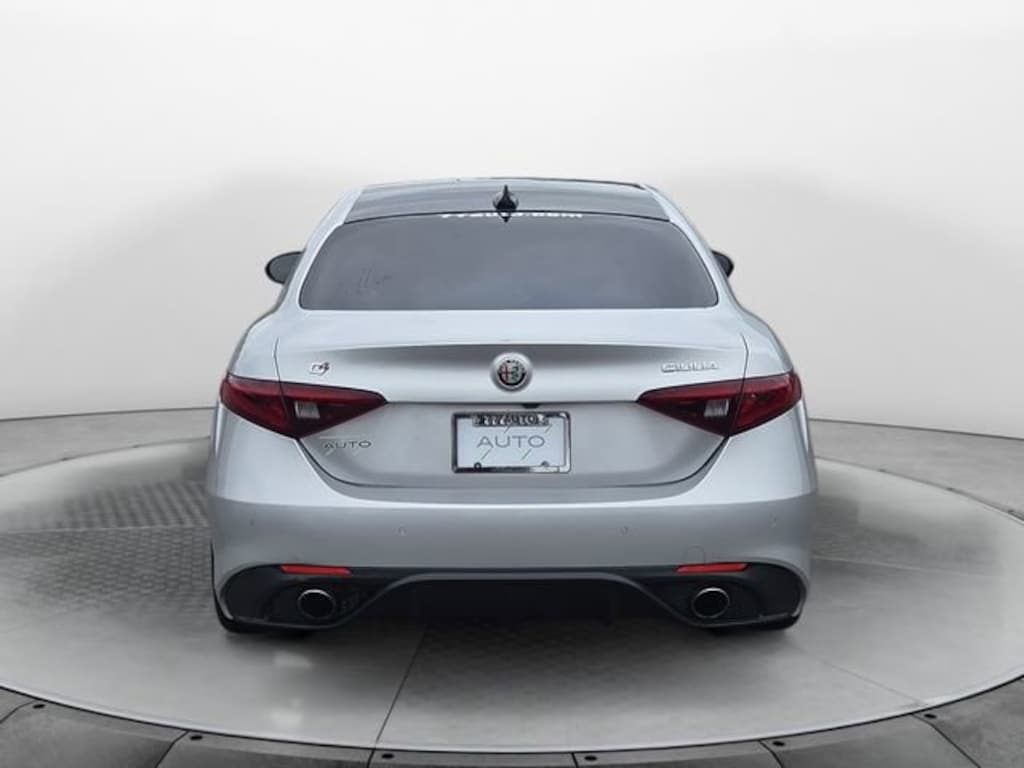 Used 2017 Alfa Romeo Giulia Sedan