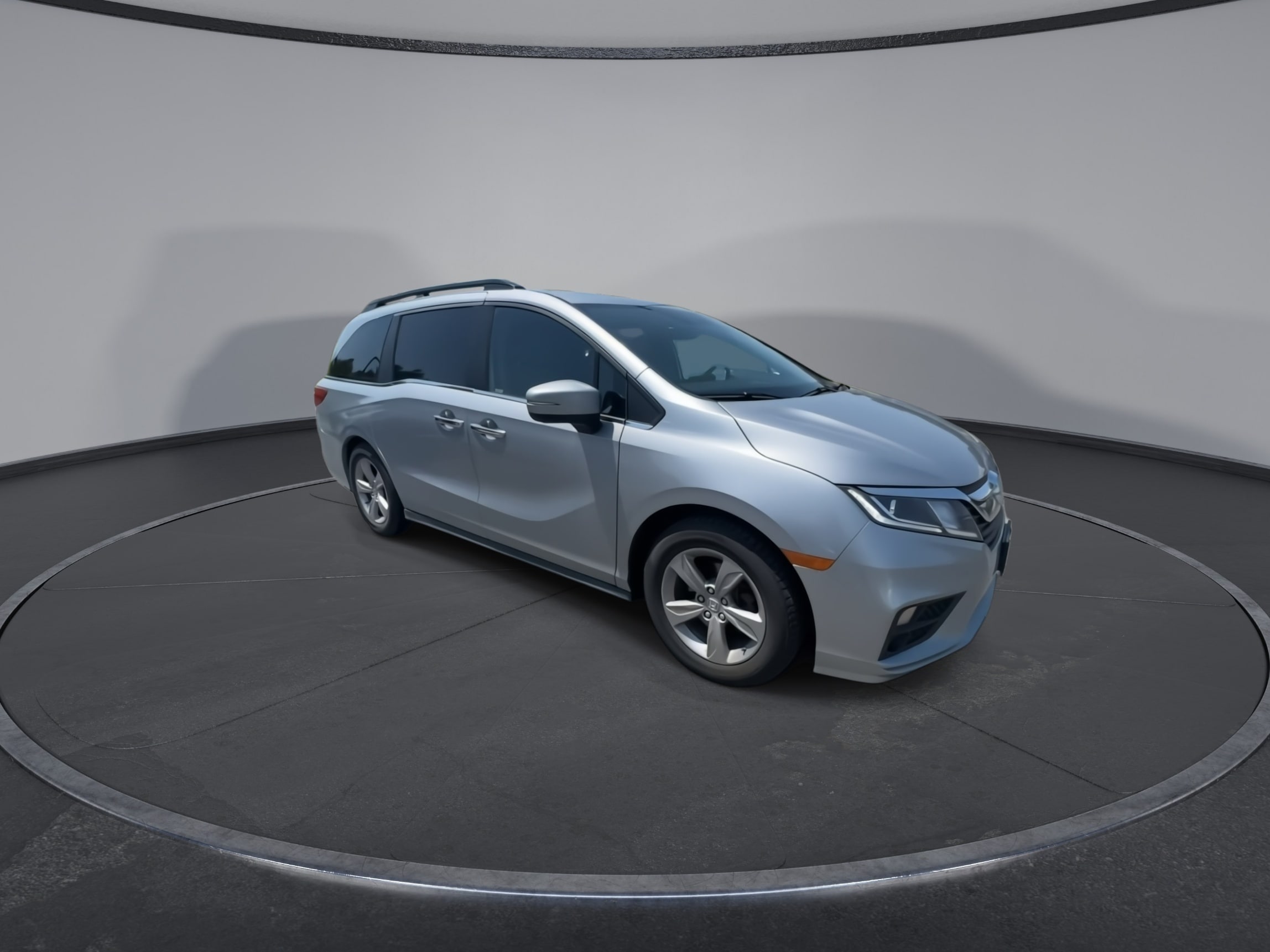 Used 2018 Honda Odyssey EX-L with VIN 5FNRL6H75JB100195 for sale in Berlin, VT
