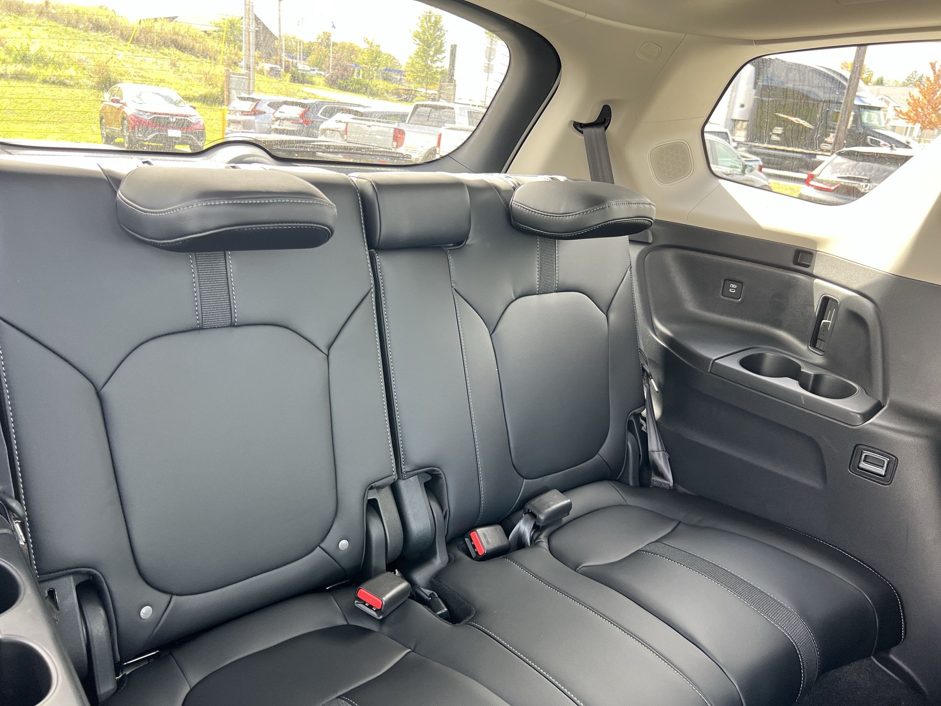 2025 Honda Pilot Touring - Photo 23