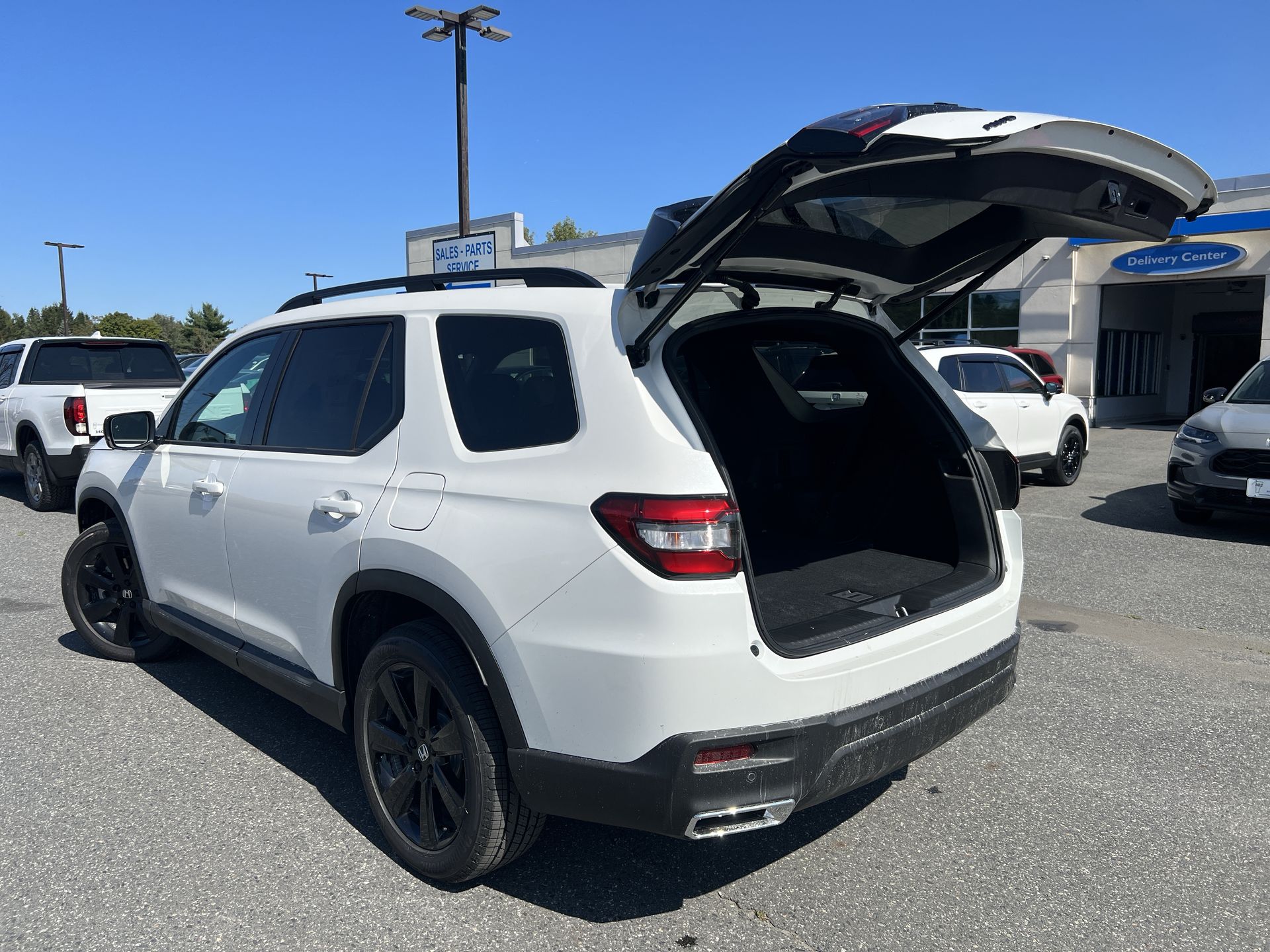 2025 Honda Pilot Black Edition - Photo 20