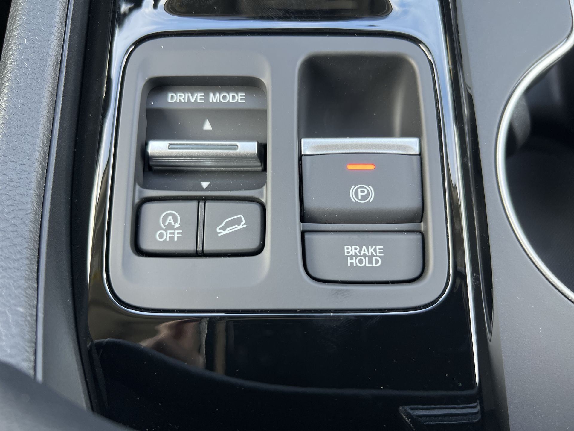 2025 Honda Pilot Touring - Photo 25