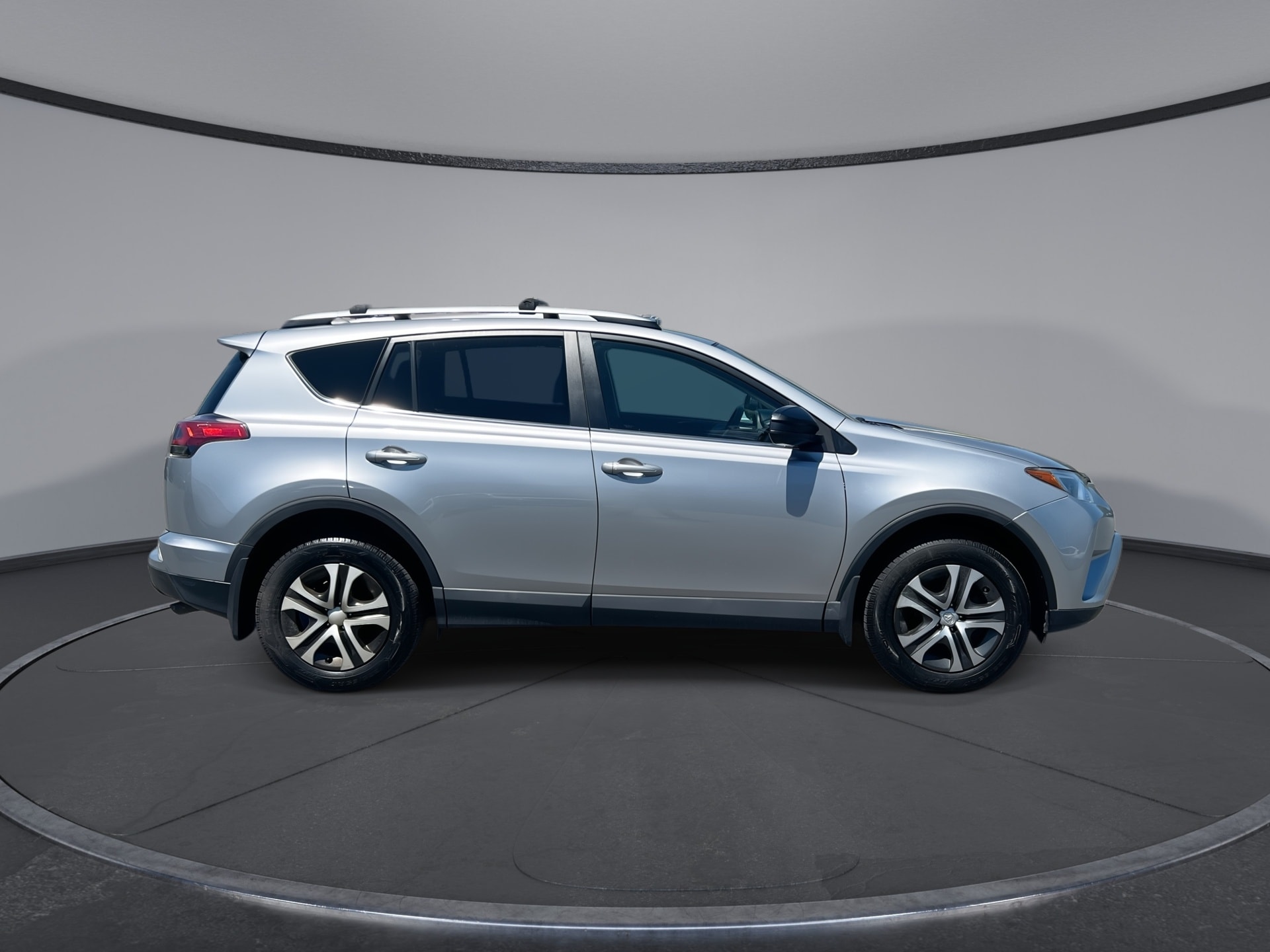 Used 2016 Toyota RAV4 LE with VIN 2T3BFREV5GW433528 for sale in Berlin, VT