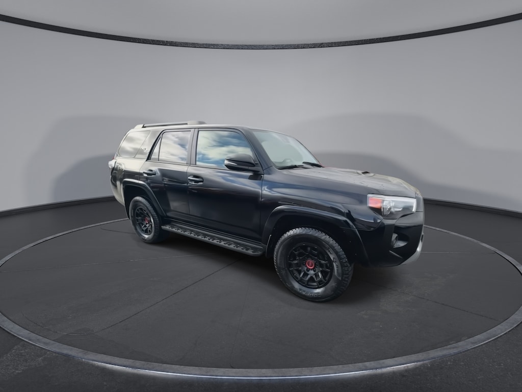 2022 Toyota 4Runner TRD Premium photo 2